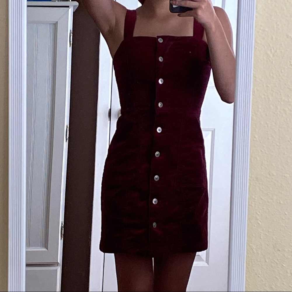 H&M maroon corduroy button up dress